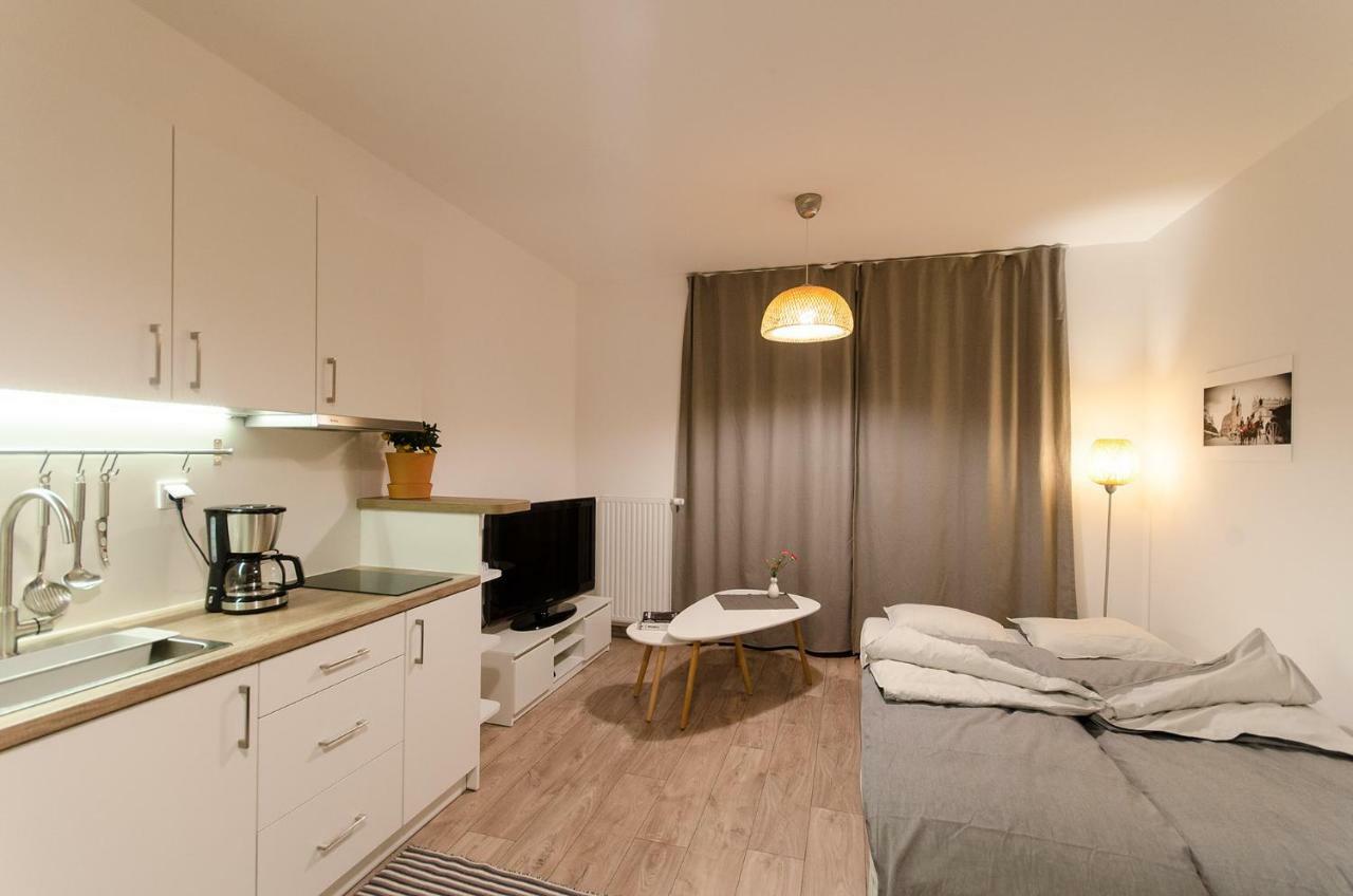 White Swan Apartment Красков Екстериор снимка
